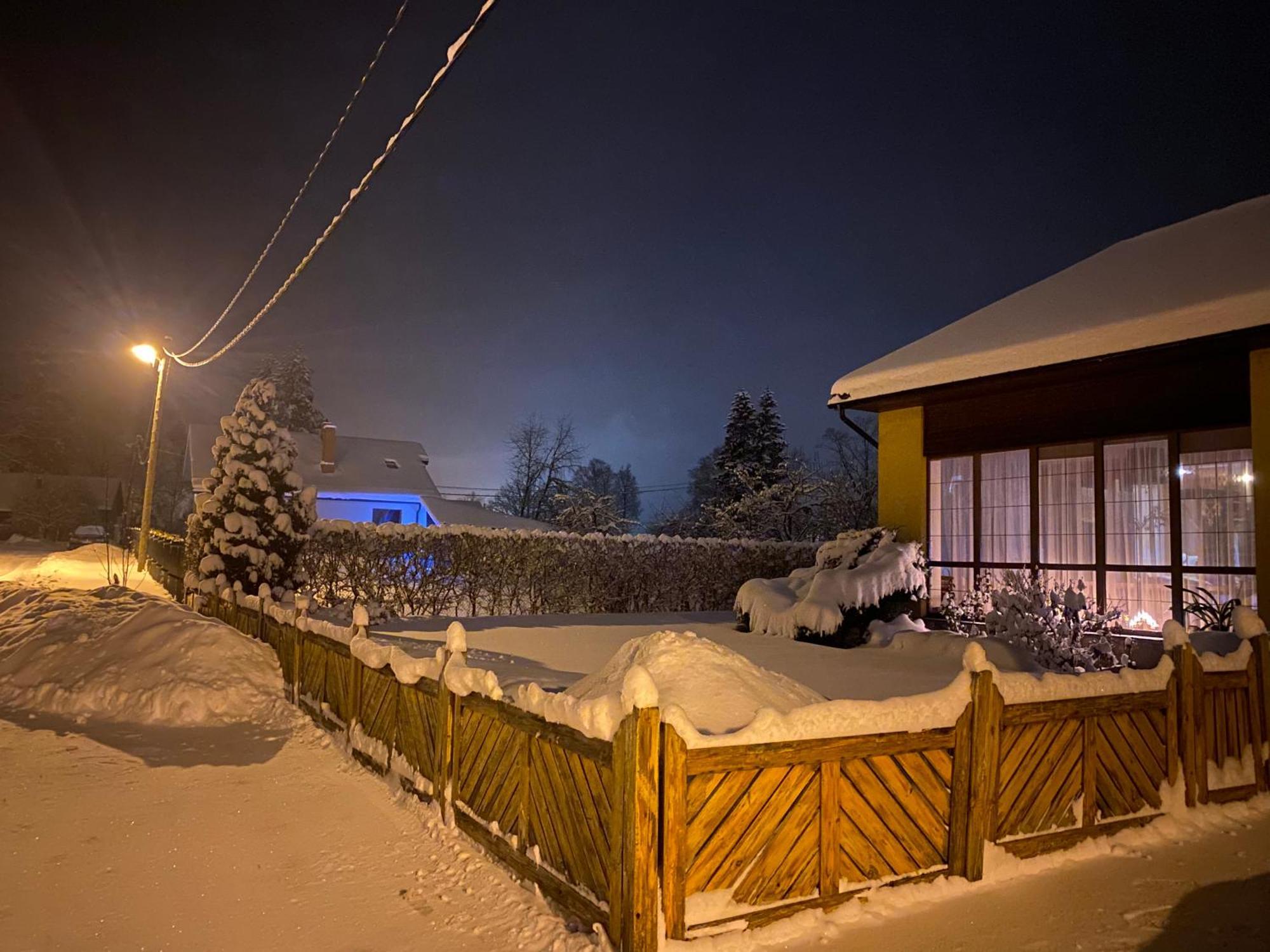 Greenland Apartments Cesis Exterior photo